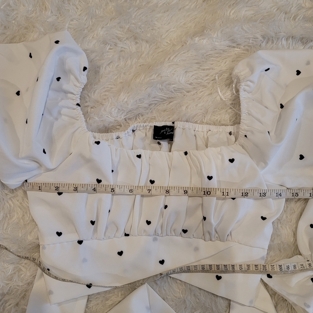 Milk & Honey Boutique puff Sleeves heart wrap crop top s… - Picture 7 of 17